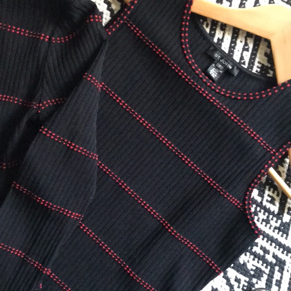 St. John Cardigan Set - Picture 4 of 8